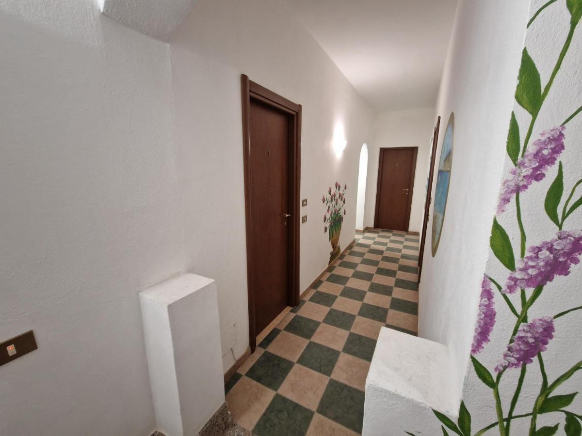 Monolocali In Centro Paese Apartment